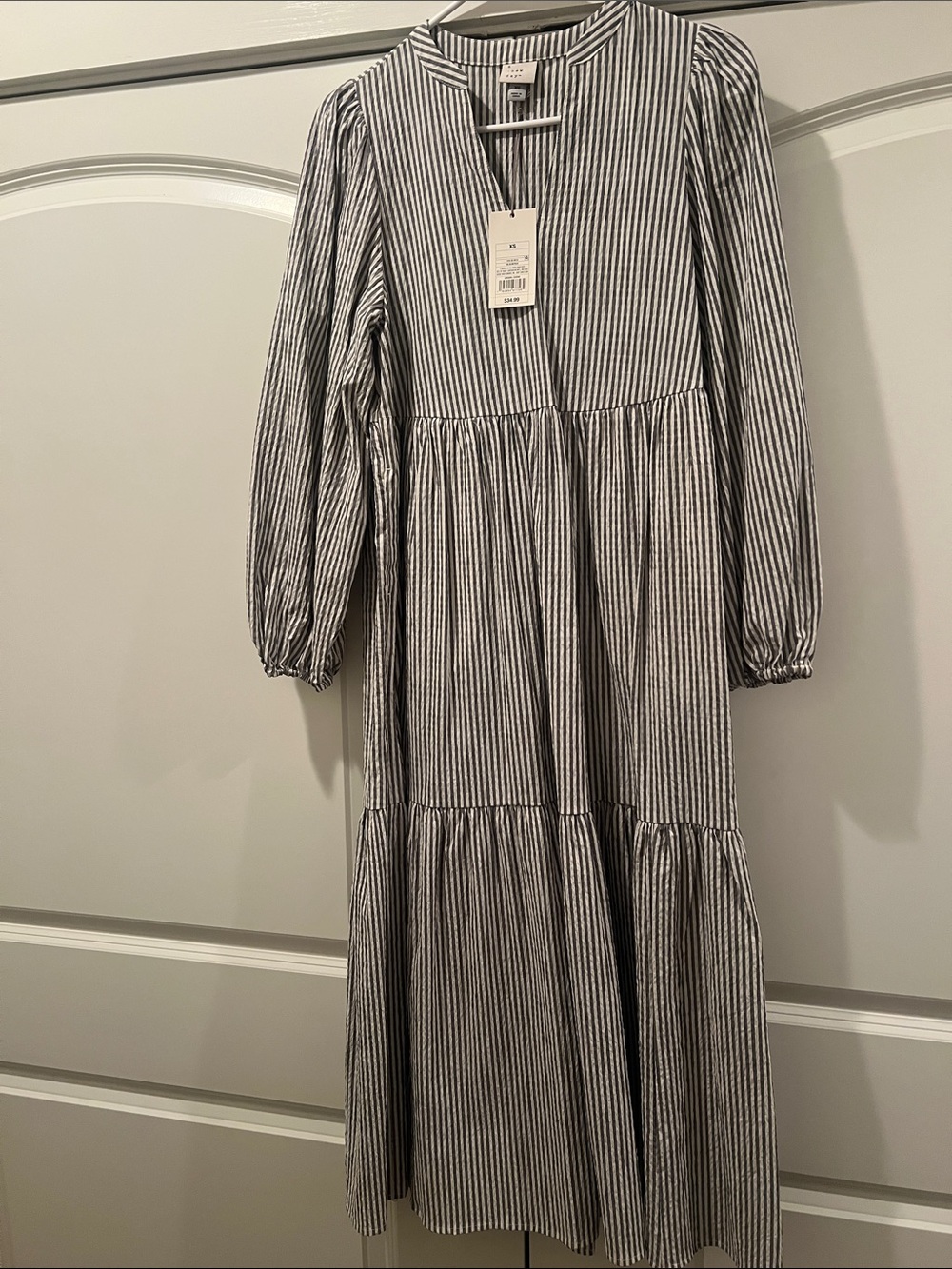 a new day Black and White Striped Tiered Long Sleeve Dress